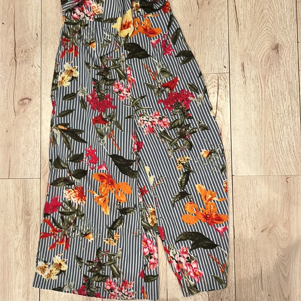 Jumpsuit - Picture 3 of 3